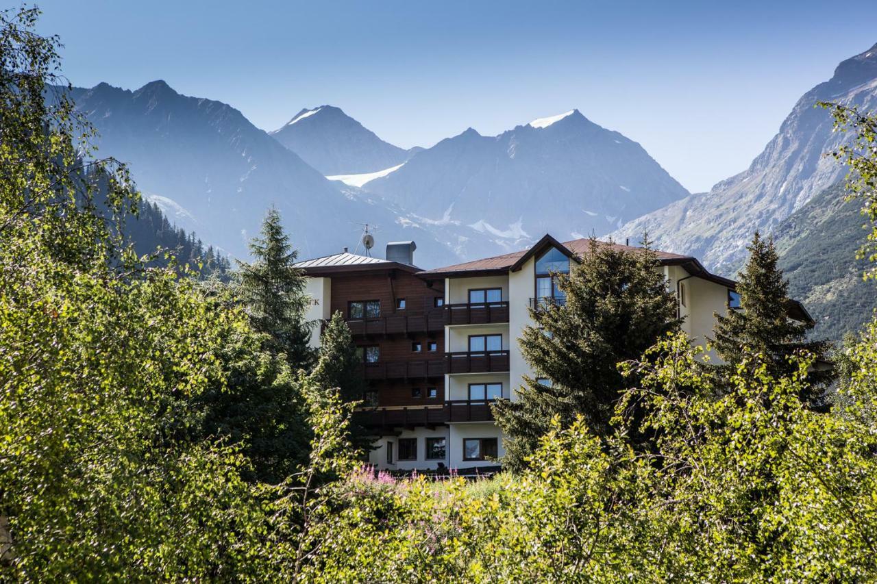 Hotel Gletscherblick Sankt Leonhard im Pitztal Dış mekan fotoğraf