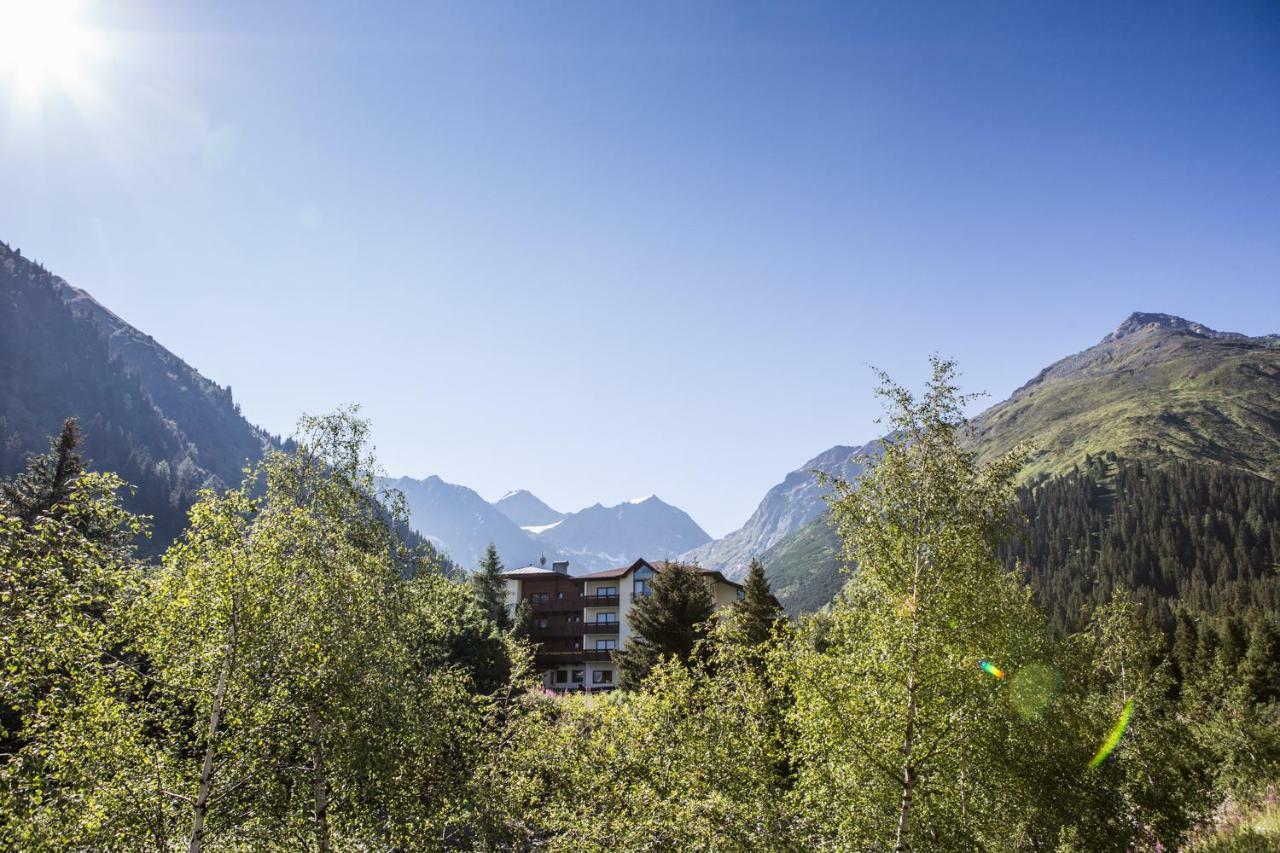 Hotel Gletscherblick Sankt Leonhard im Pitztal Dış mekan fotoğraf